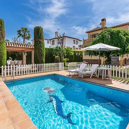 Cypress House Holiday home *
